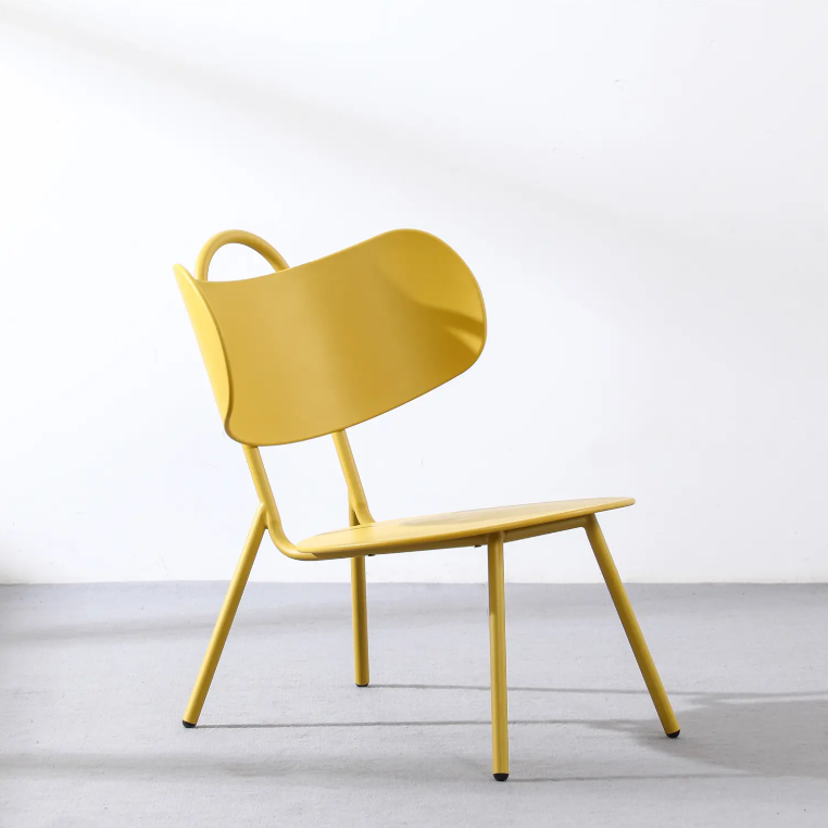 Stella Lounge Chair