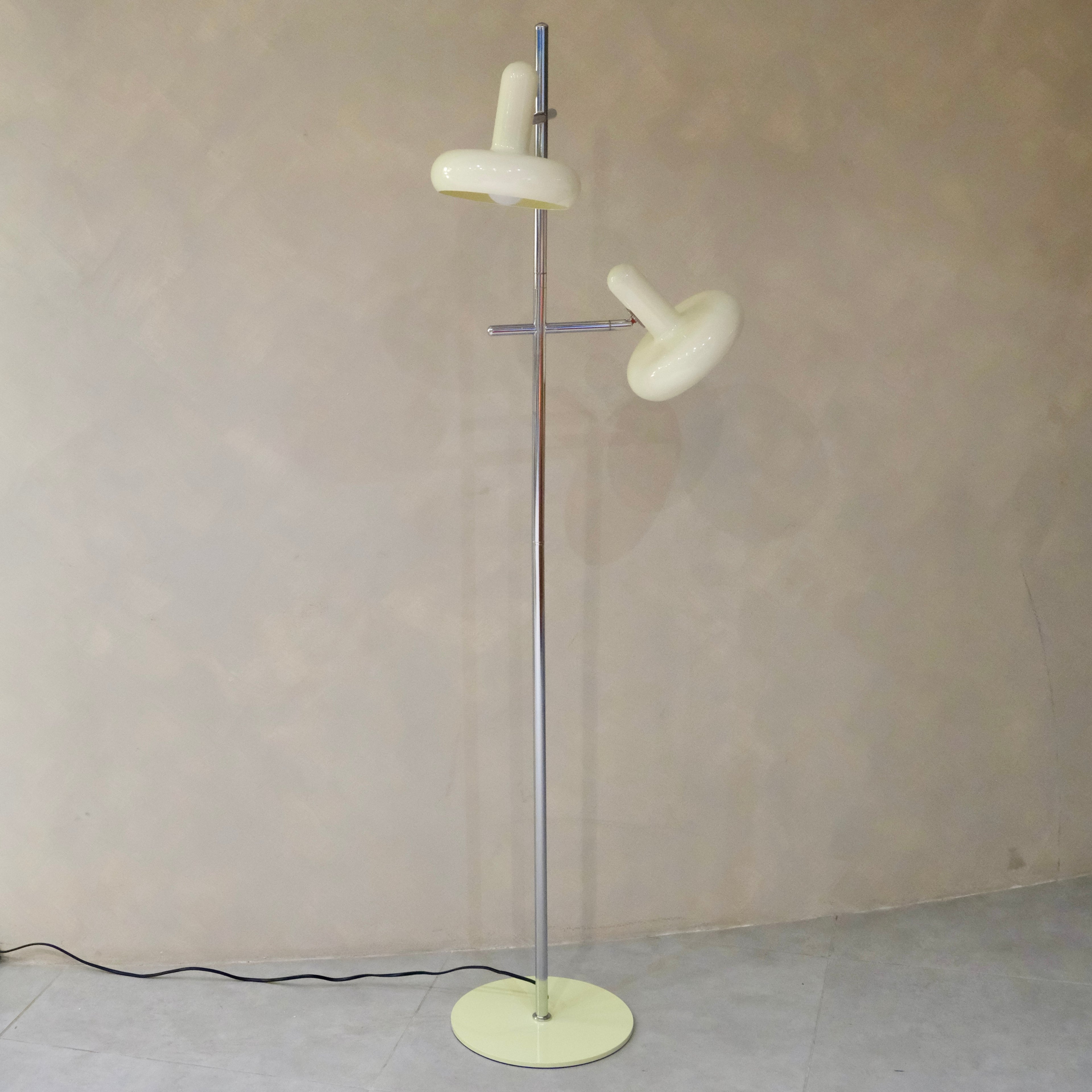Mia Floor Lamp