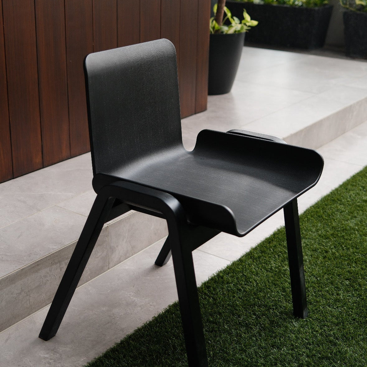 Arkive Arlo Chair