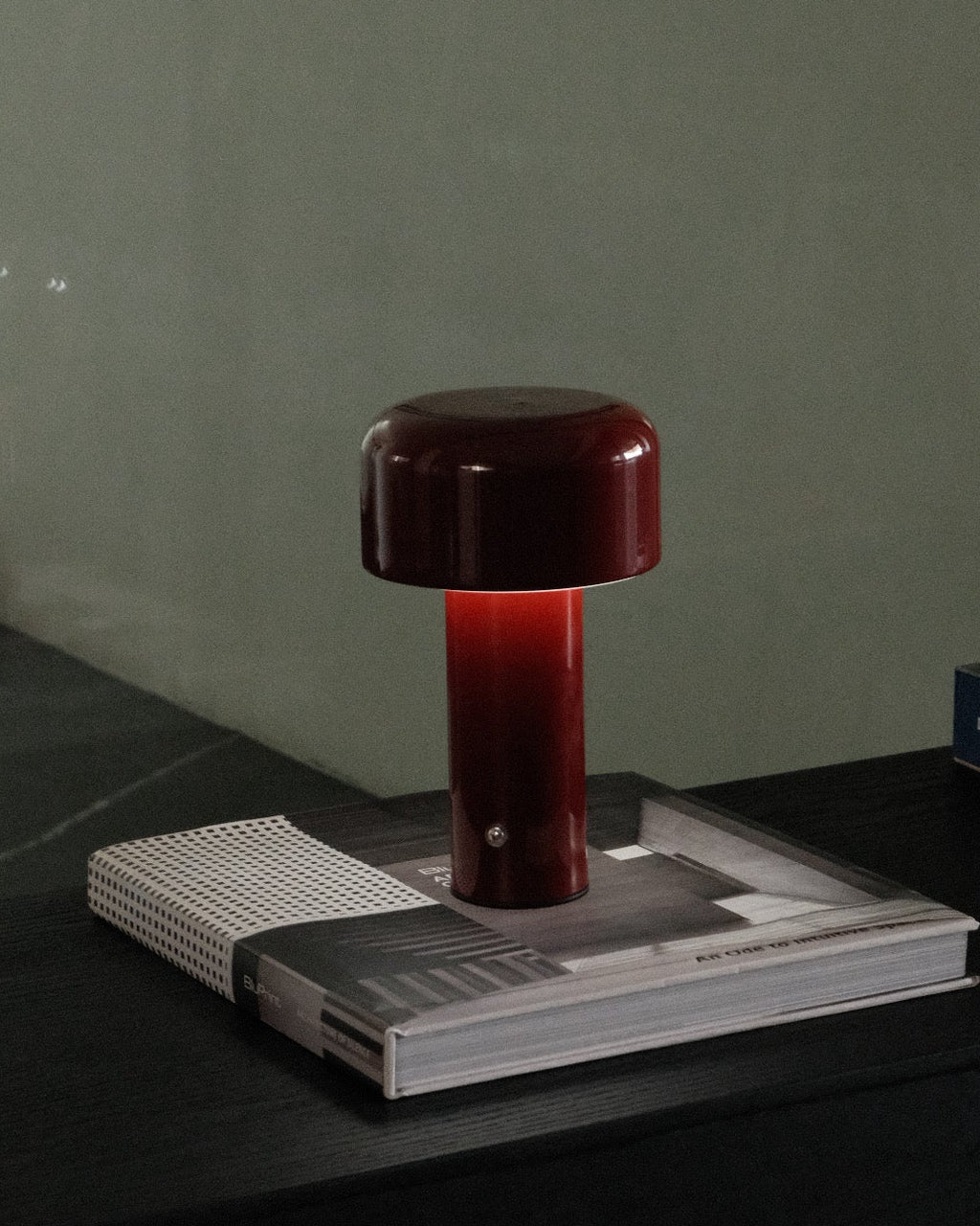 Reina Table Lamp