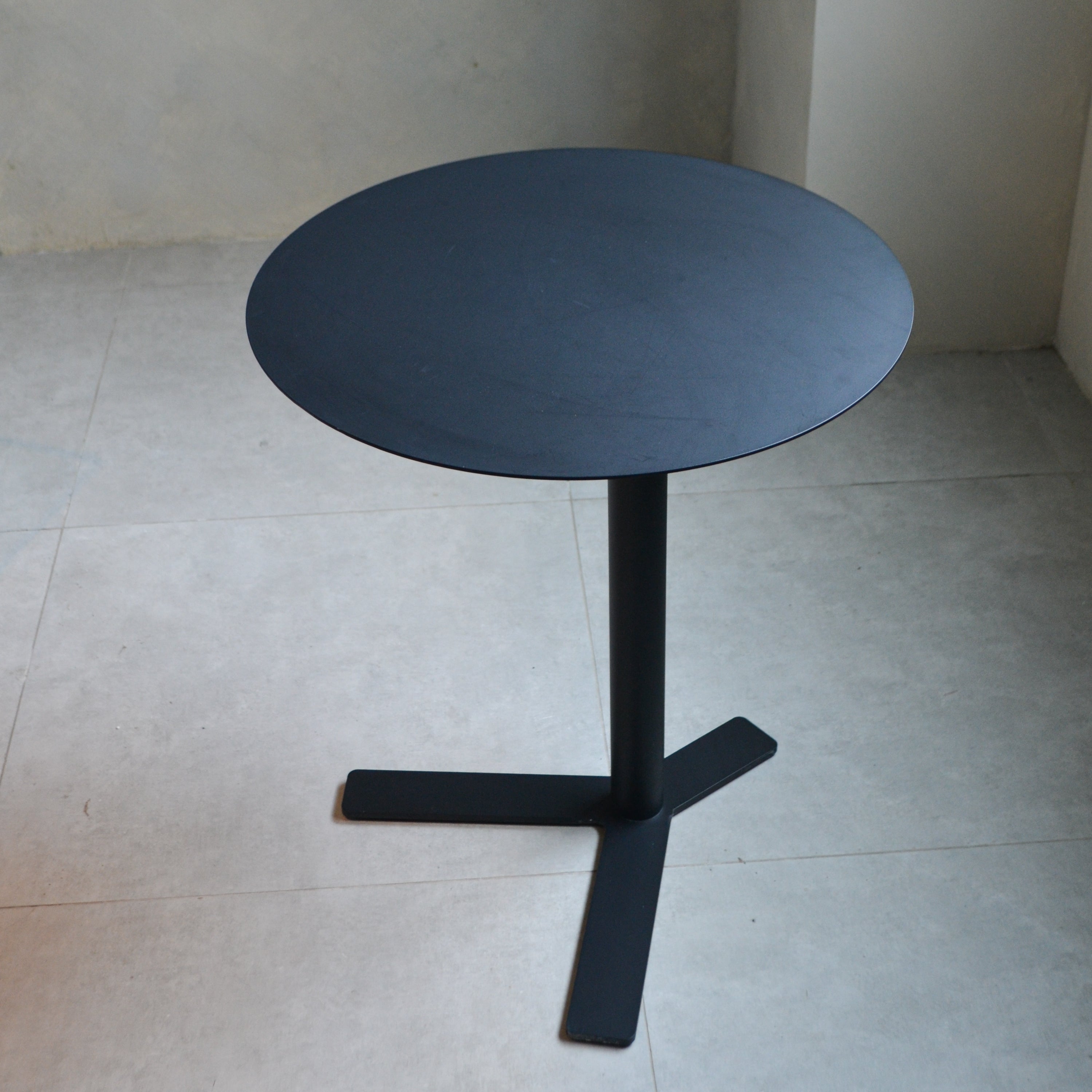 Arkive Ruvo Side Table