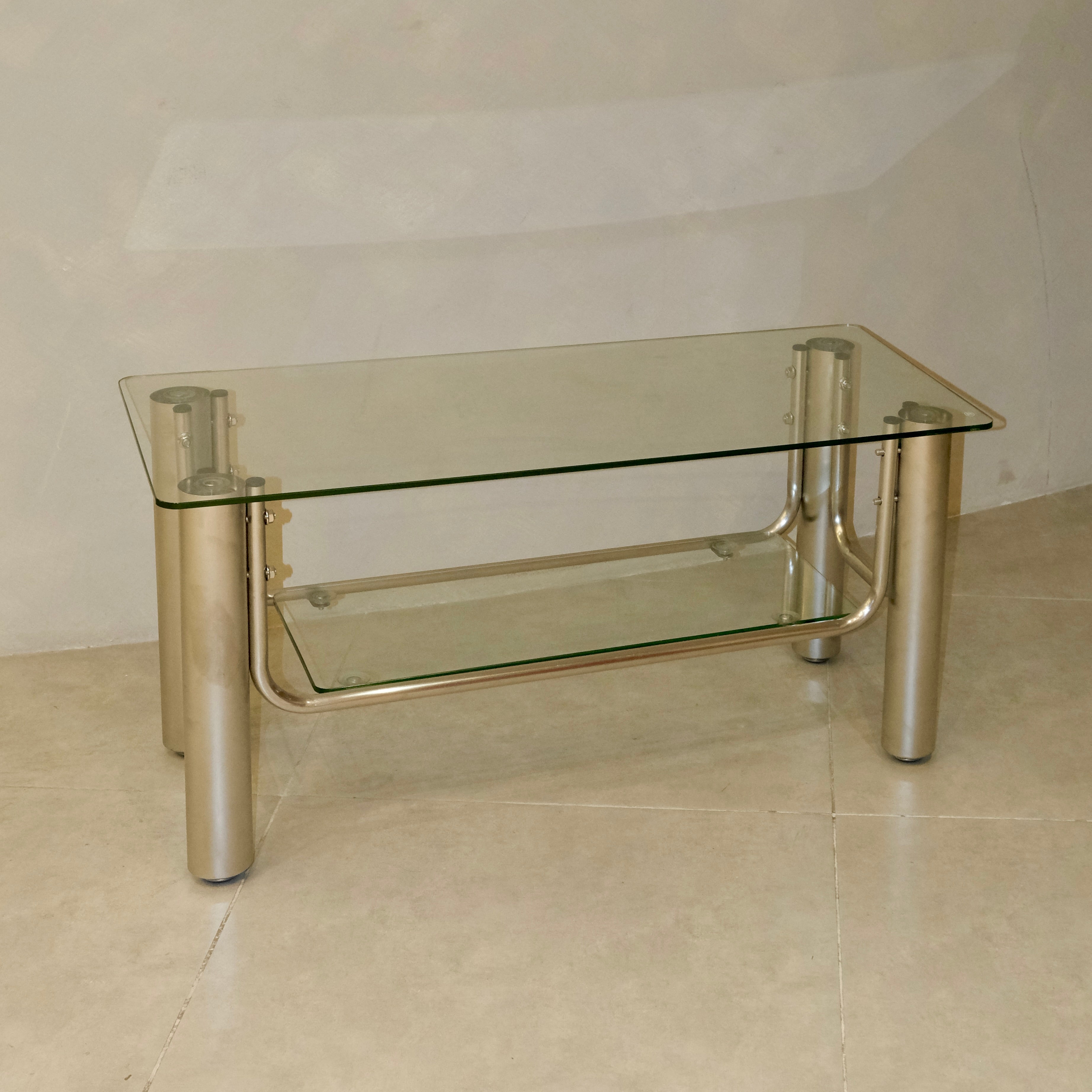 Melo Table Steel with Legs