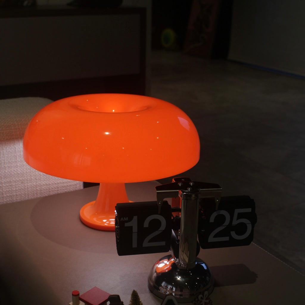Mini Naomi Lamp