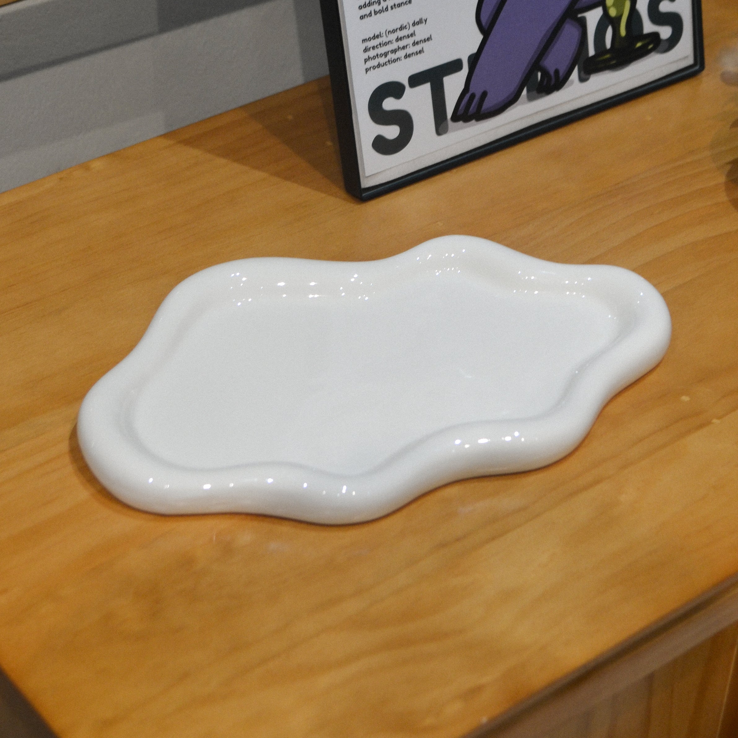 Maui Tray White 26cm