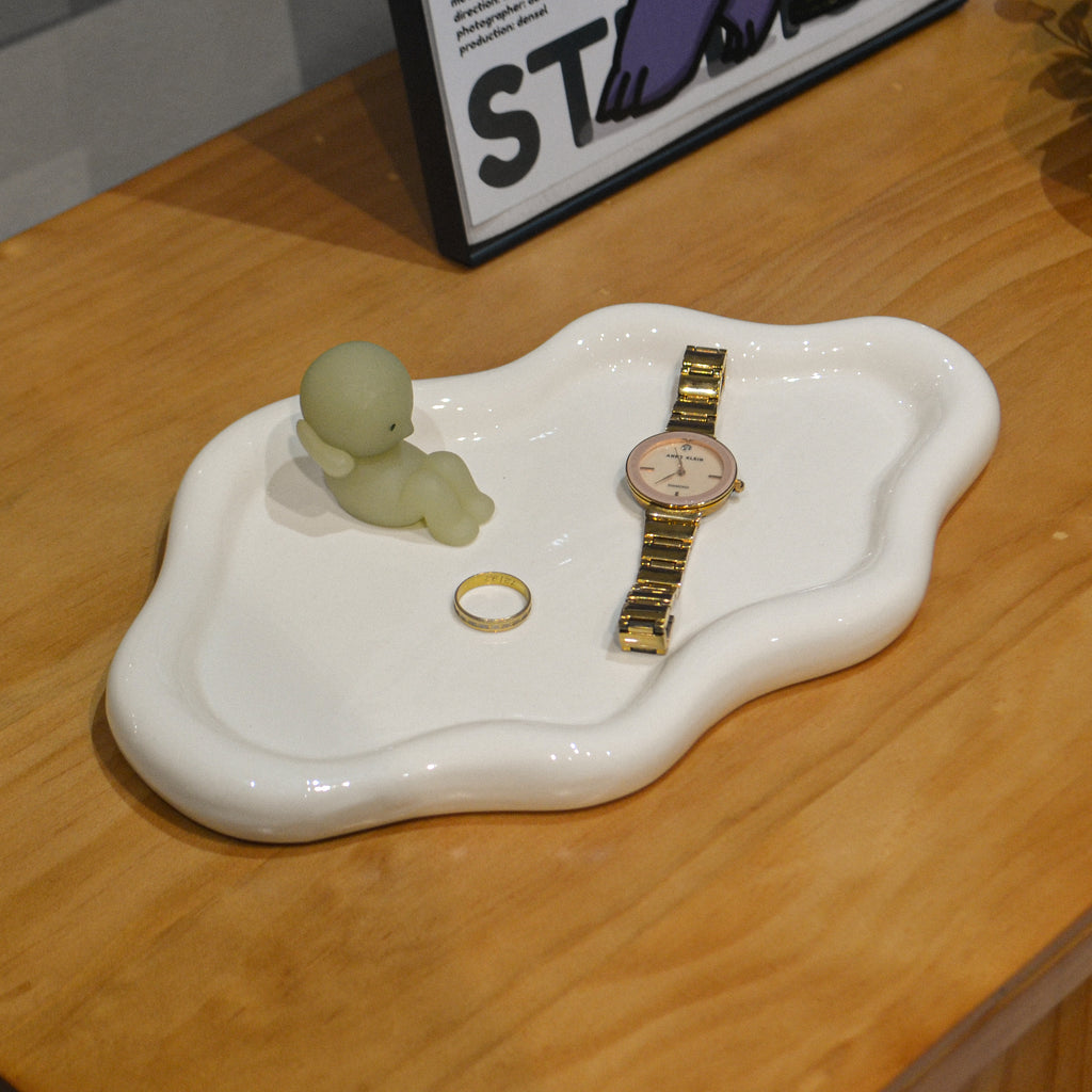 Maui Tray White 26cm