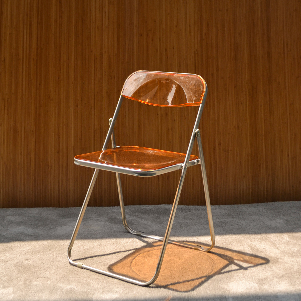 Lia Folding Chair