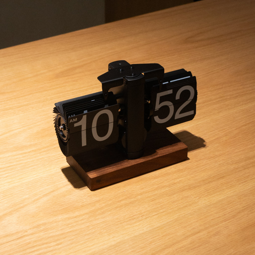 Retro Flip Clock Wood Base