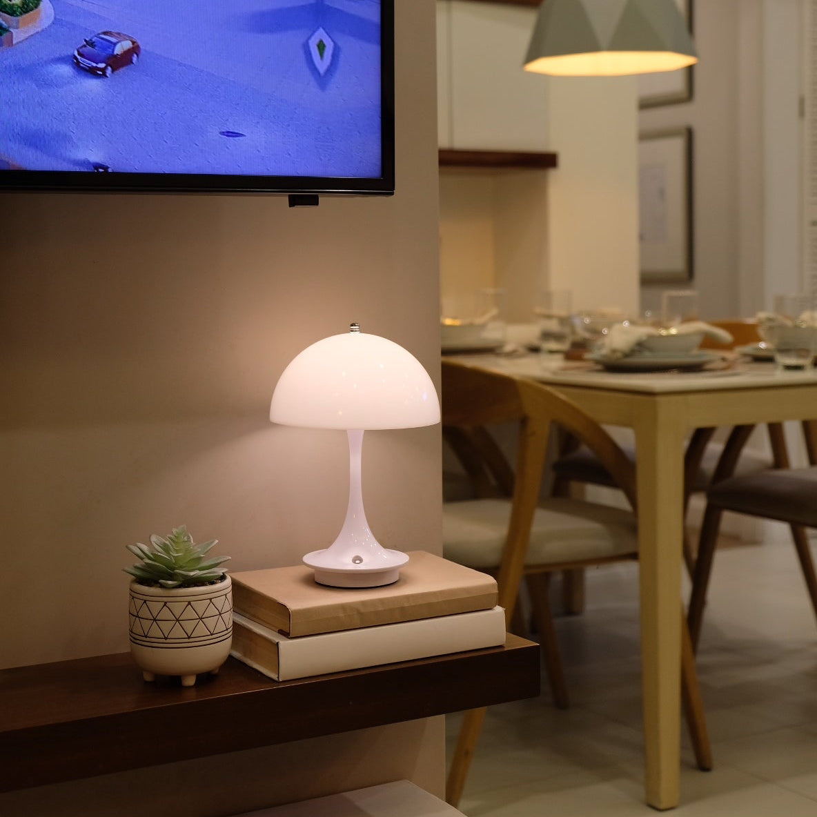 Amara Table Lamp