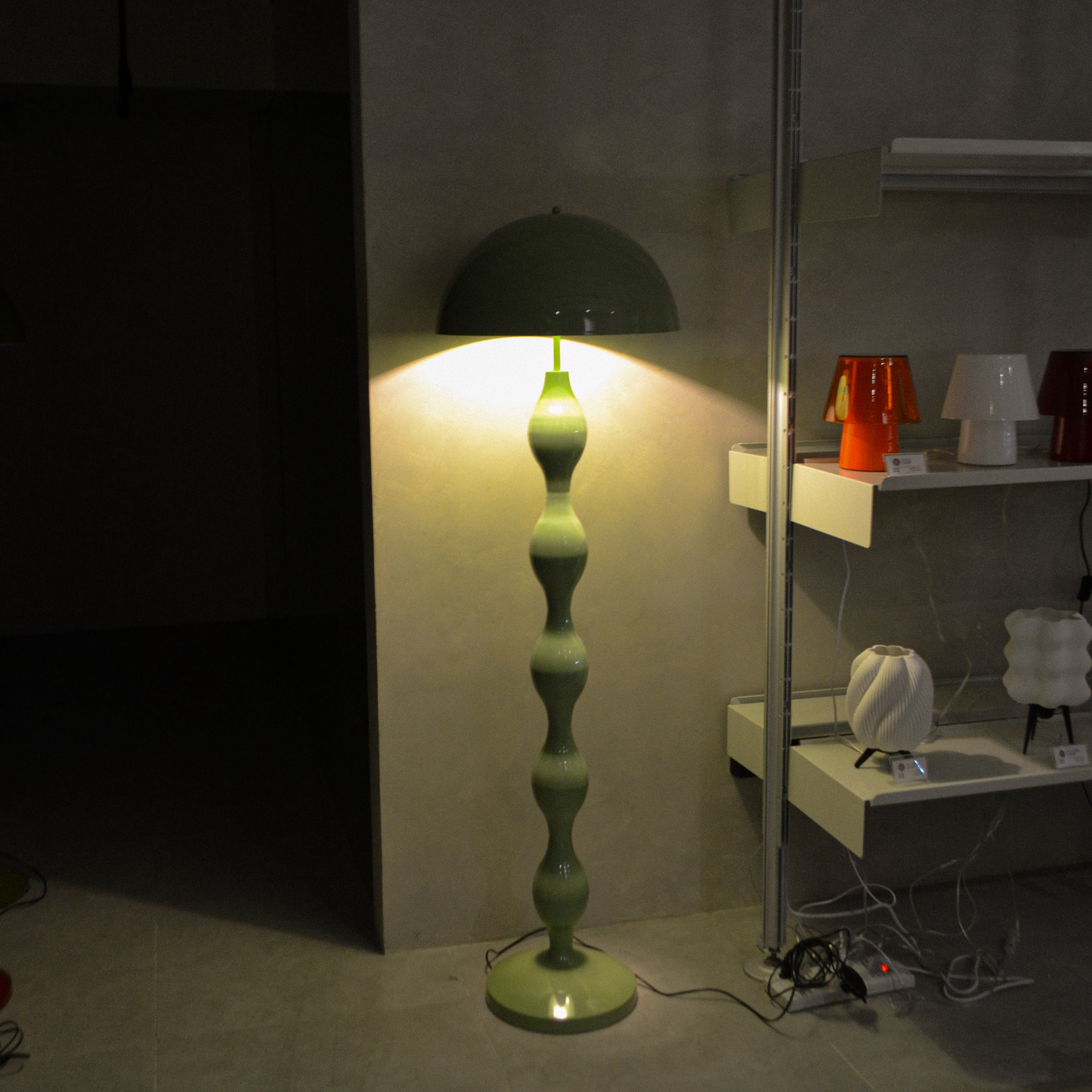 Elara Floor Lamp