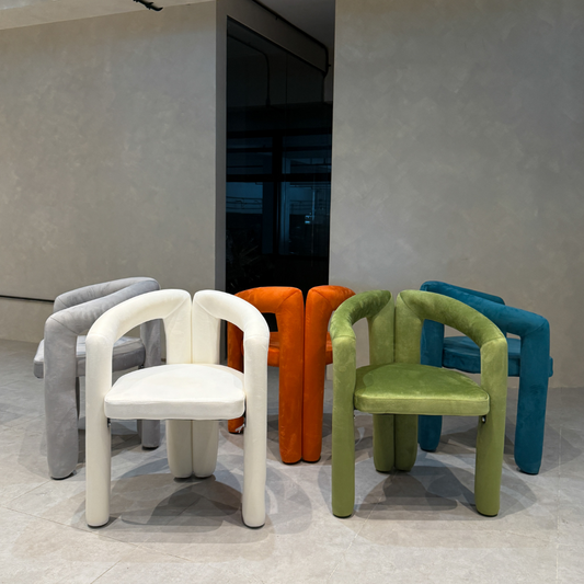 Vela Armchair