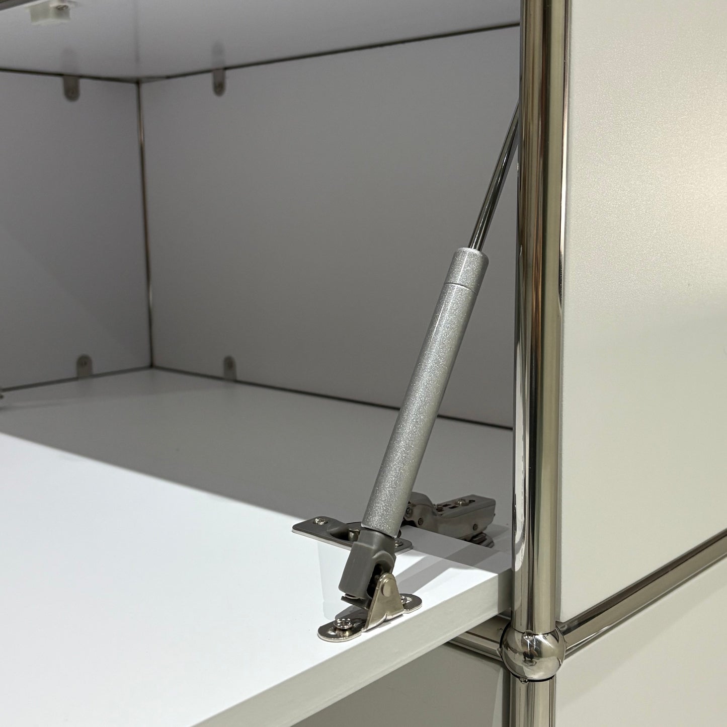 Forma Shelf 312 - White