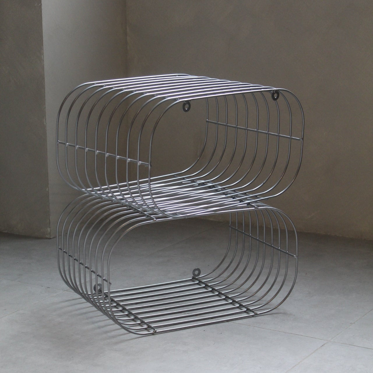 Oval Wire Shelf Side Table (Sold Per Piece)